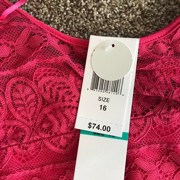 Women’s R&K lace dress - Picture 2 of 2